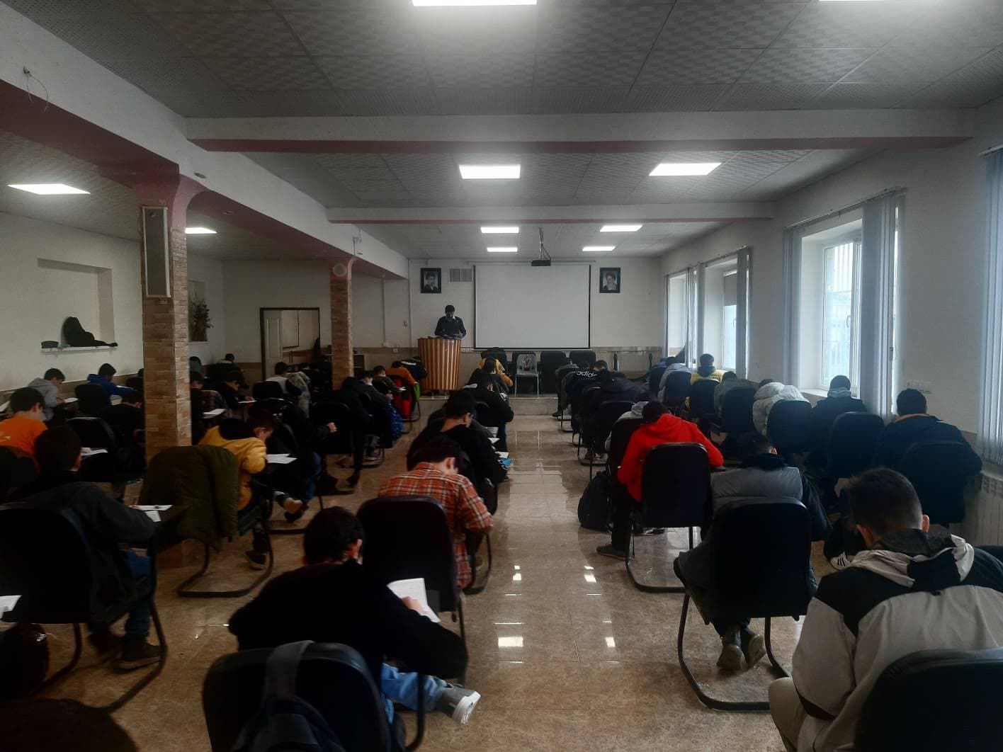 سالن اجتماعات